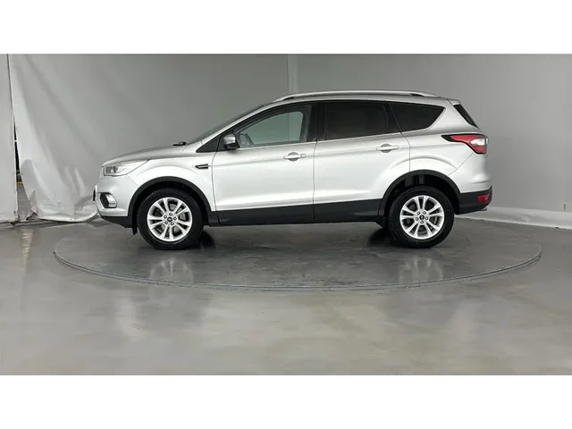 Occasion Ford Kuga à ENGLOS chez RENAULT | ENGLOS