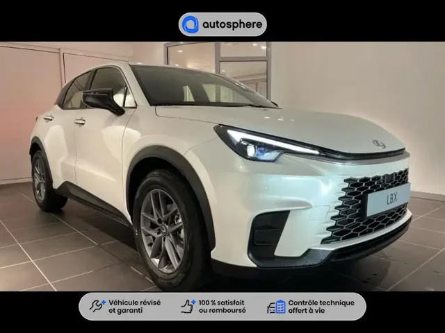 Démonstration Lexus Lbx à CHAMPAGNE AU MONT D'OR chez Toyota Lyon Nord 