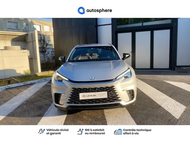 Démonstration Lexus Lbx à  Nanterre, chez LEXUS NANTERRE