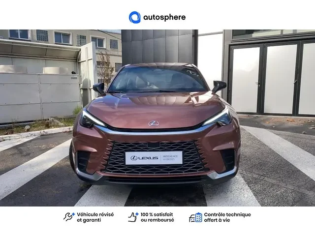 Démonstration Lexus Lbx à  Nanterre, chez LEXUS NANTERRE
