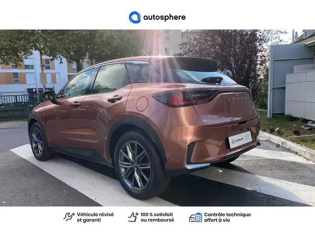 Démonstration Lexus Lbx à  Nanterre, chez LEXUS NANTERRE