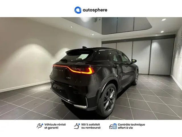 Démonstration Lexus Lbx à  Nanterre, chez LEXUS NANTERRE