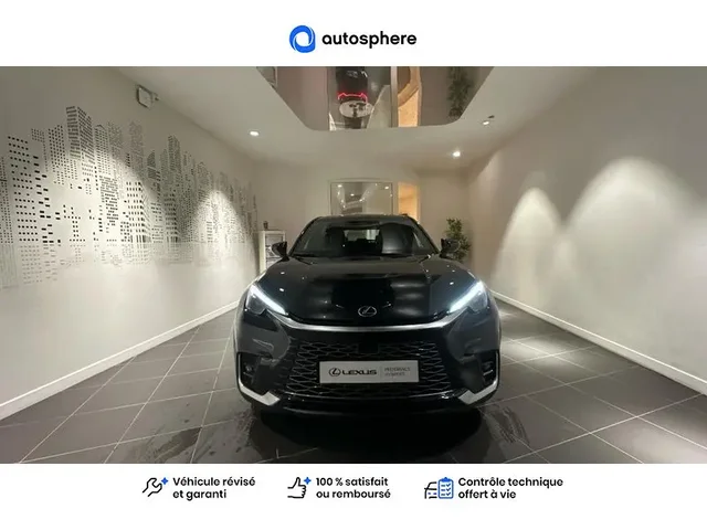Démonstration Lexus Lbx à  Nanterre, chez LEXUS NANTERRE