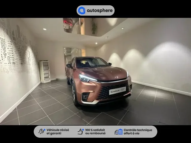 Démonstration Lexus Lbx à  Nanterre, chez LEXUS NANTERRE