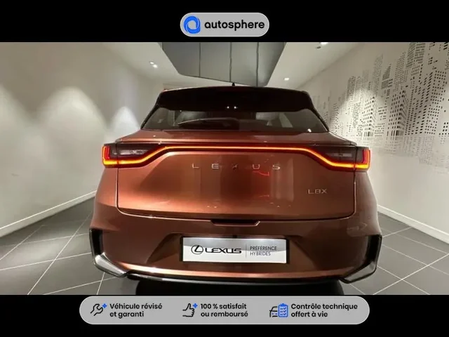 Démonstration Lexus Lbx à  Nanterre, chez LEXUS NANTERRE