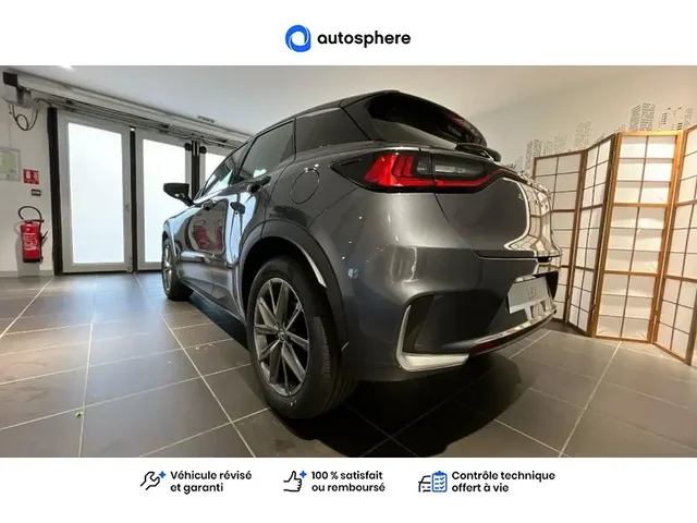 Démonstration Lexus Lbx à CHAMPAGNE AU MONT D'OR chez Toyota Lyon Nord 