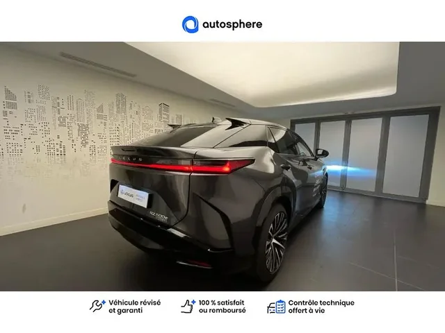 Démonstration Lexus Rz à  Nanterre, chez LEXUS NANTERRE