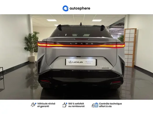Démonstration Lexus Rz à CHAMPAGNE AU MONT D'OR chez Toyota Lyon Nord 