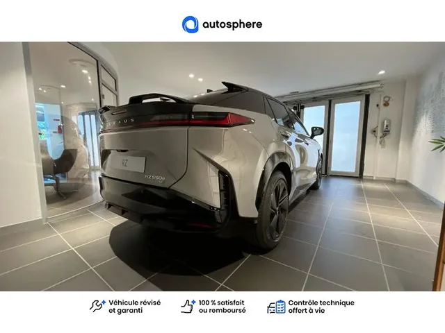 Démonstration Lexus Rz à CHAMPAGNE AU MONT D'OR chez Toyota Lyon Nord 