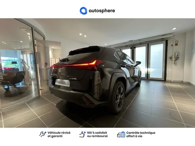 Démonstration Lexus Ux à CHAMPAGNE AU MONT D'OR chez Toyota Lyon Nord 