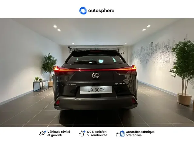 Démonstration Lexus Ux à CHAMPAGNE AU MONT D'OR chez Toyota Lyon Nord 