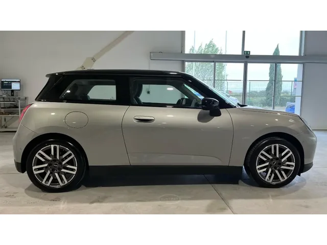 Occasion Mini Cooper 3 Portes à Salon-de-Provence chez BMW SALON DE PROVENCE