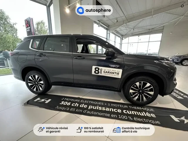 Démonstration Mitsubishi Outlander à PETITE-FORET chez FORD VALENCIENNES