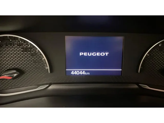 Occasion Peugeot 208 à POITIERS chez PEUGEOT POITIERS