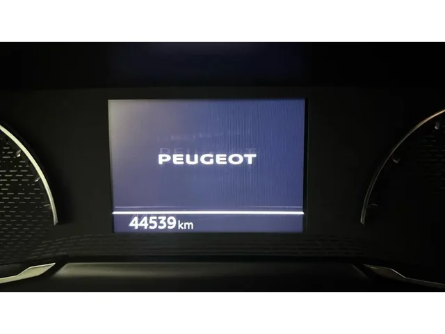 Occasion Peugeot 208 à MAGENTA chez RENAULT | EPERNAY & SEZANNE