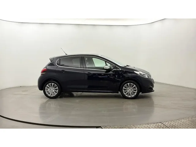 Occasion Peugeot 208 à POITIERS chez PEUGEOT POITIERS