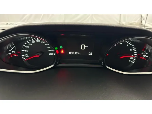 Occasion Peugeot 308 à WORMHOUT chez RENAULT | WORMHOUT