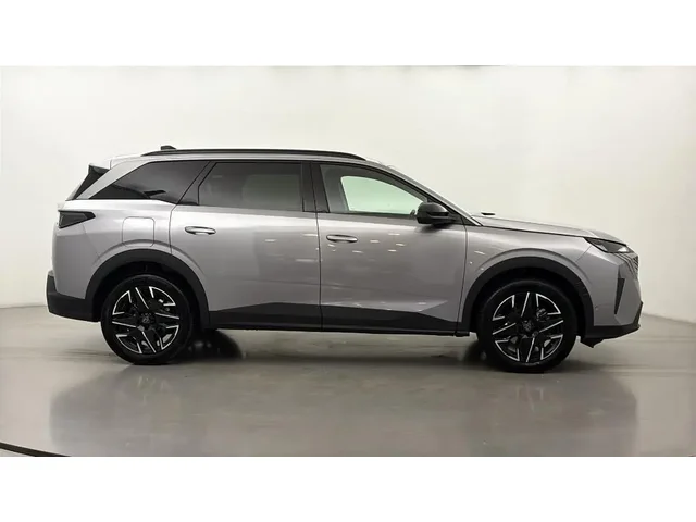 Occasion Peugeot 5008 à POITIERS chez PEUGEOT POITIERS