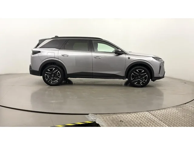 Occasion Peugeot 5008 à POITIERS chez PEUGEOT POITIERS