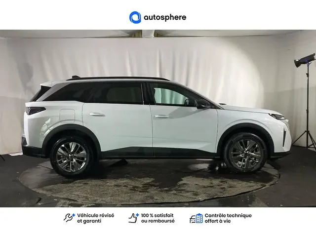 Occasion Peugeot 5008 à CHAMPNIERS chez DS STORE Angoulême