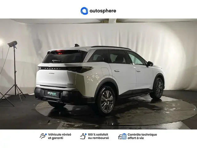 Occasion Peugeot 5008 à CHAMPNIERS chez DS STORE Angoulême