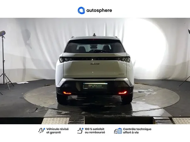 Occasion Peugeot 5008 à CHAMPNIERS chez DS STORE Angoulême