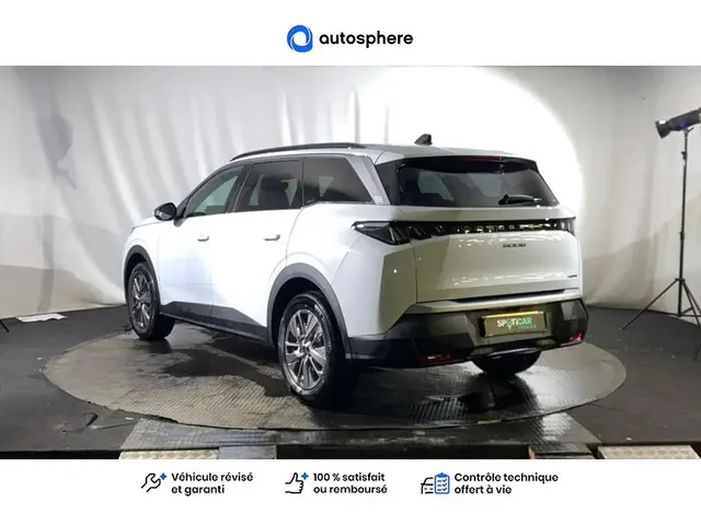 Occasion Peugeot 5008 à CHAMPNIERS chez DS STORE Angoulême
