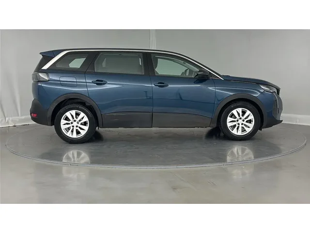 Occasion Peugeot 5008 à COMPIEGNE chez PEUGEOT COMPIEGNE