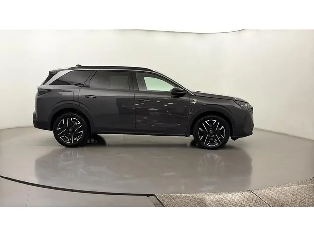 Occasion Peugeot 5008 à POITIERS chez PEUGEOT POITIERS