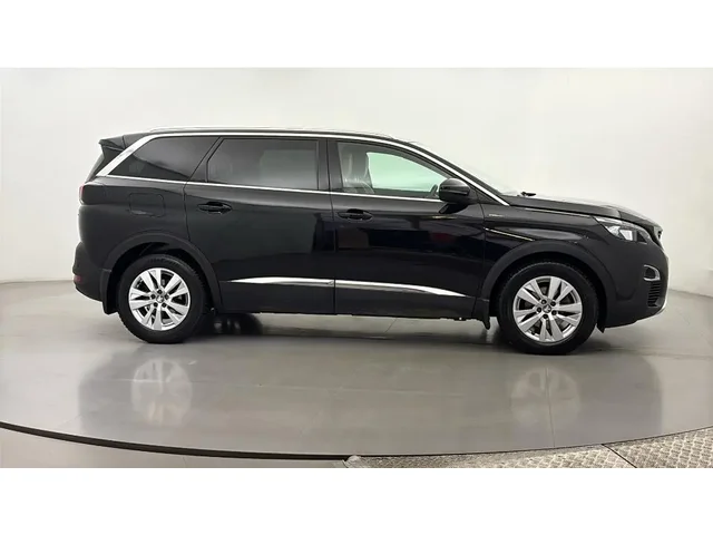 Occasion Peugeot 5008 à POITIERS chez PEUGEOT POITIERS