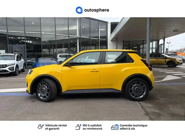 Démonstration Renault 5 à WORMHOUT chez RENAULT | WORMHOUT