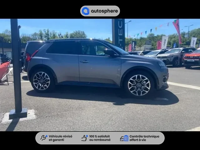 Démonstration Renault 5 à CRETEIL chez RENAULT | CRETEIL