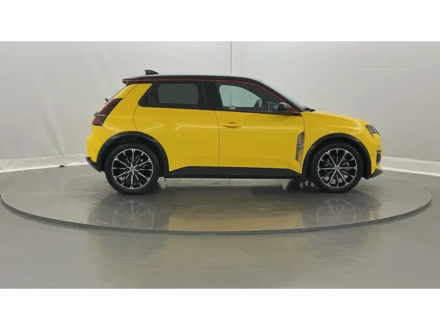 Occasion Renault 5 à MAGENTA chez RENAULT | EPERNAY & SEZANNE