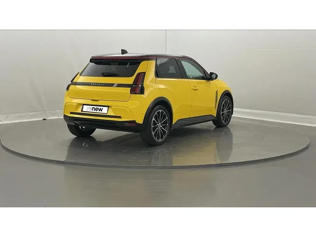 Occasion Renault 5 à MAGENTA chez RENAULT | EPERNAY & SEZANNE