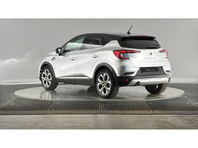 Occasion Renault Captur à VENISSIEUX chez TOYOTA LYON SUD 