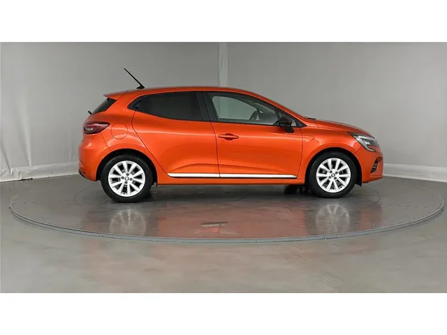 Occasion Renault Clio à MAGENTA chez RENAULT | EPERNAY & SEZANNE