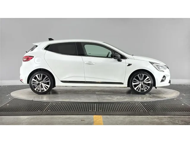 Occasion Renault Clio à Annemasse chez RENAULT | ANNEMASSE