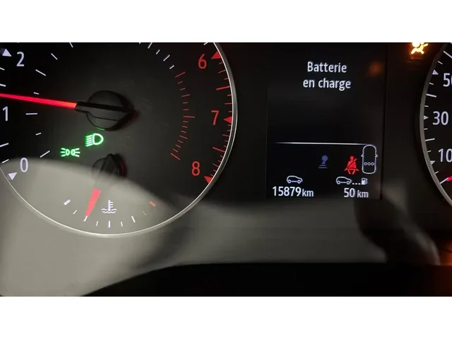 Occasion Renault Clio à MAGENTA chez RENAULT | EPERNAY & SEZANNE
