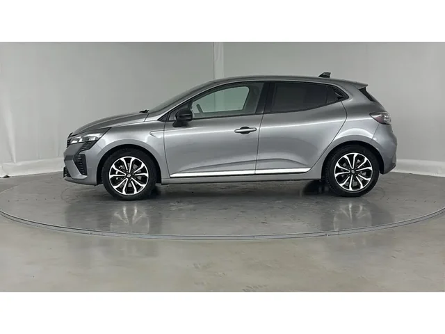 Occasion Renault Clio à MAGENTA chez RENAULT | EPERNAY & SEZANNE