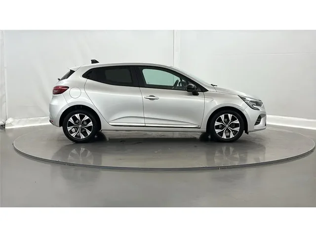 Occasion Renault Clio à MAGENTA chez RENAULT | EPERNAY & SEZANNE