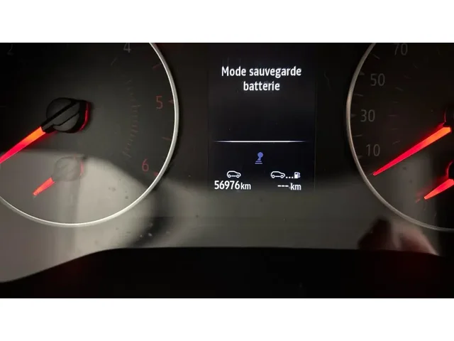Occasion Renault Clio à MAGENTA chez RENAULT | EPERNAY & SEZANNE