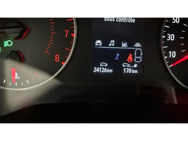 Occasion Renault Clio à MAGENTA chez RENAULT | EPERNAY & SEZANNE