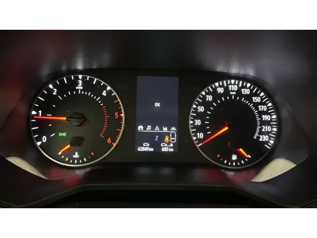 Occasion Renault Clio à MAGENTA chez RENAULT | EPERNAY & SEZANNE