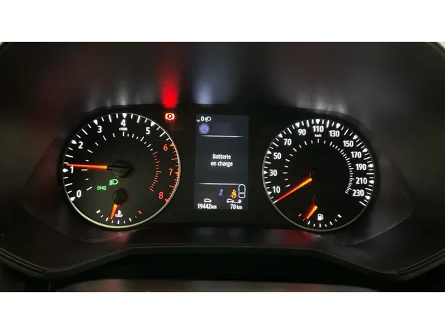 Occasion Renault Clio à MAGENTA chez RENAULT | EPERNAY & SEZANNE