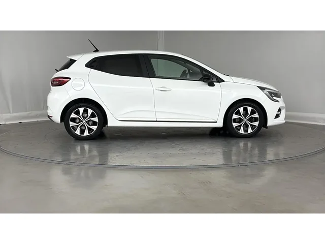 Occasion Renault Clio à MAGENTA chez RENAULT | EPERNAY & SEZANNE