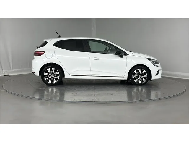 Occasion Renault Clio à MAGENTA chez RENAULT | EPERNAY & SEZANNE