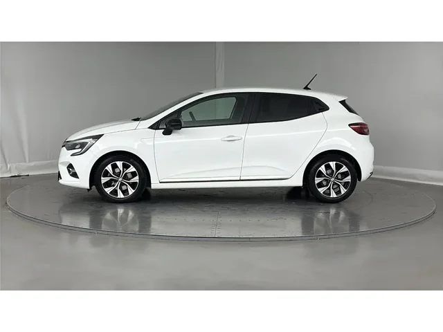 Occasion Renault Clio à MAGENTA chez RENAULT | EPERNAY & SEZANNE