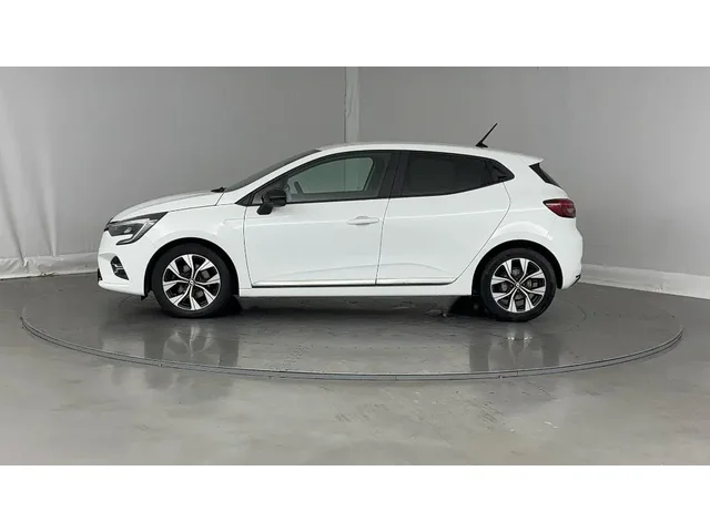 Occasion Renault Clio à MAGENTA chez RENAULT | EPERNAY & SEZANNE