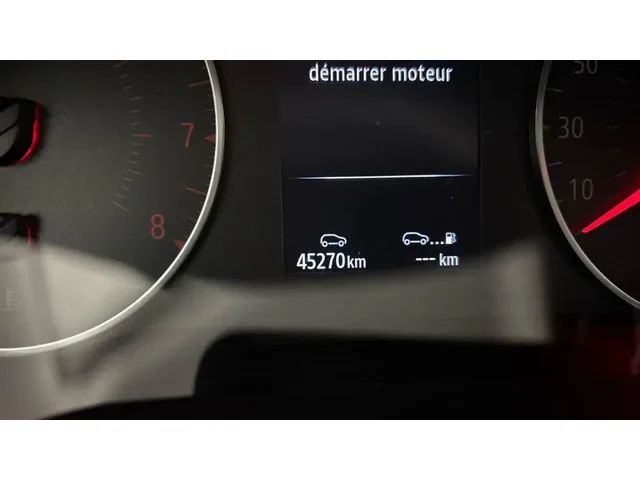 Occasion Renault Clio à MAGENTA chez RENAULT | EPERNAY & SEZANNE