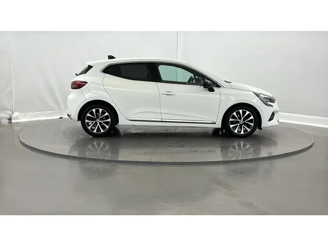 Occasion Renault Clio à MAGENTA chez RENAULT | EPERNAY & SEZANNE